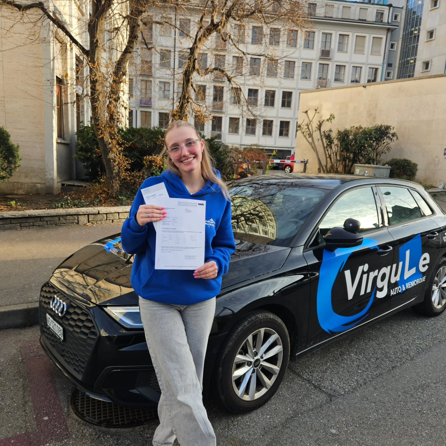Tess, permis en poche, à elle la liberté